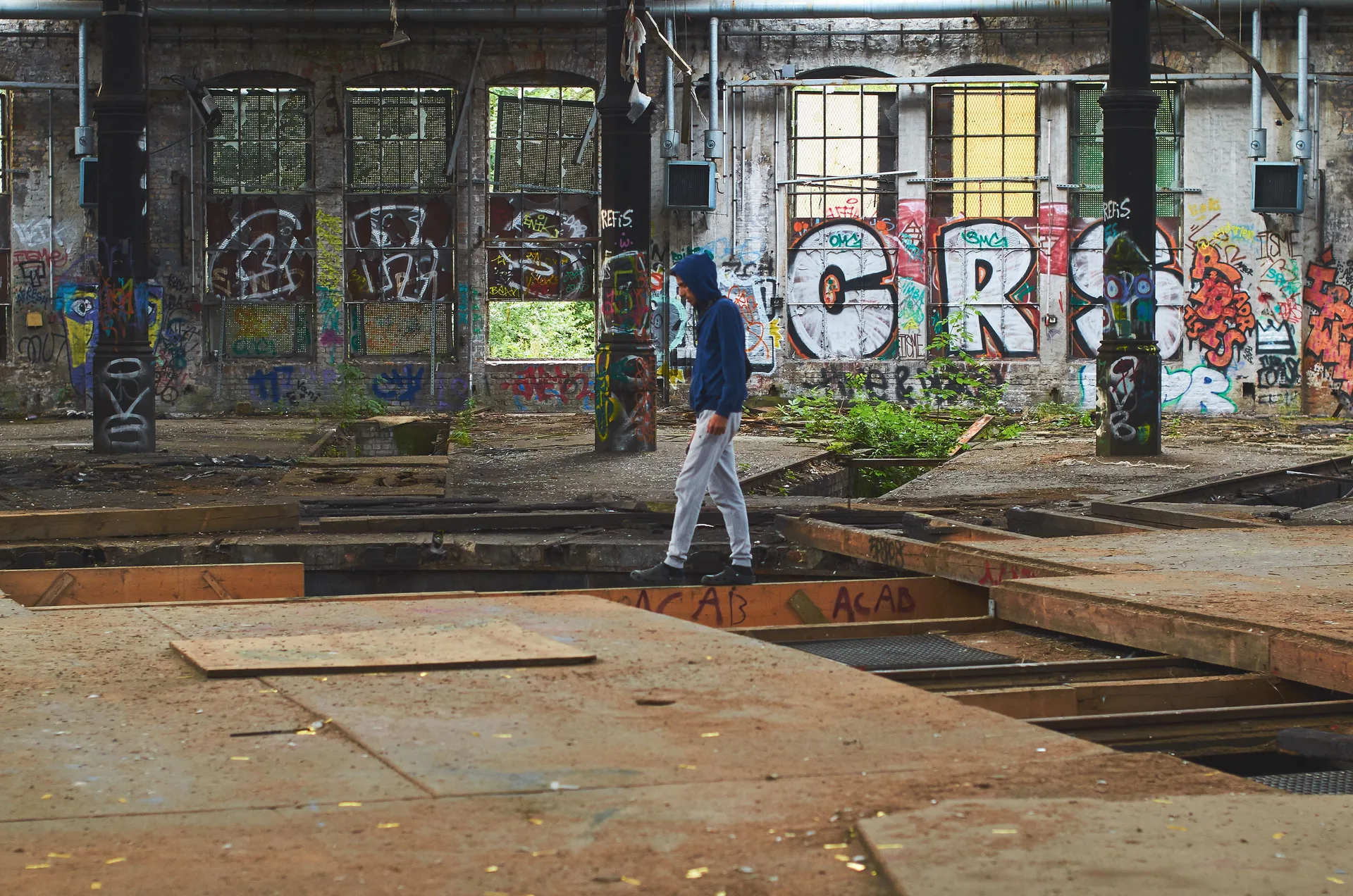 Bits of Berlin image sequence, row 1, frame 1