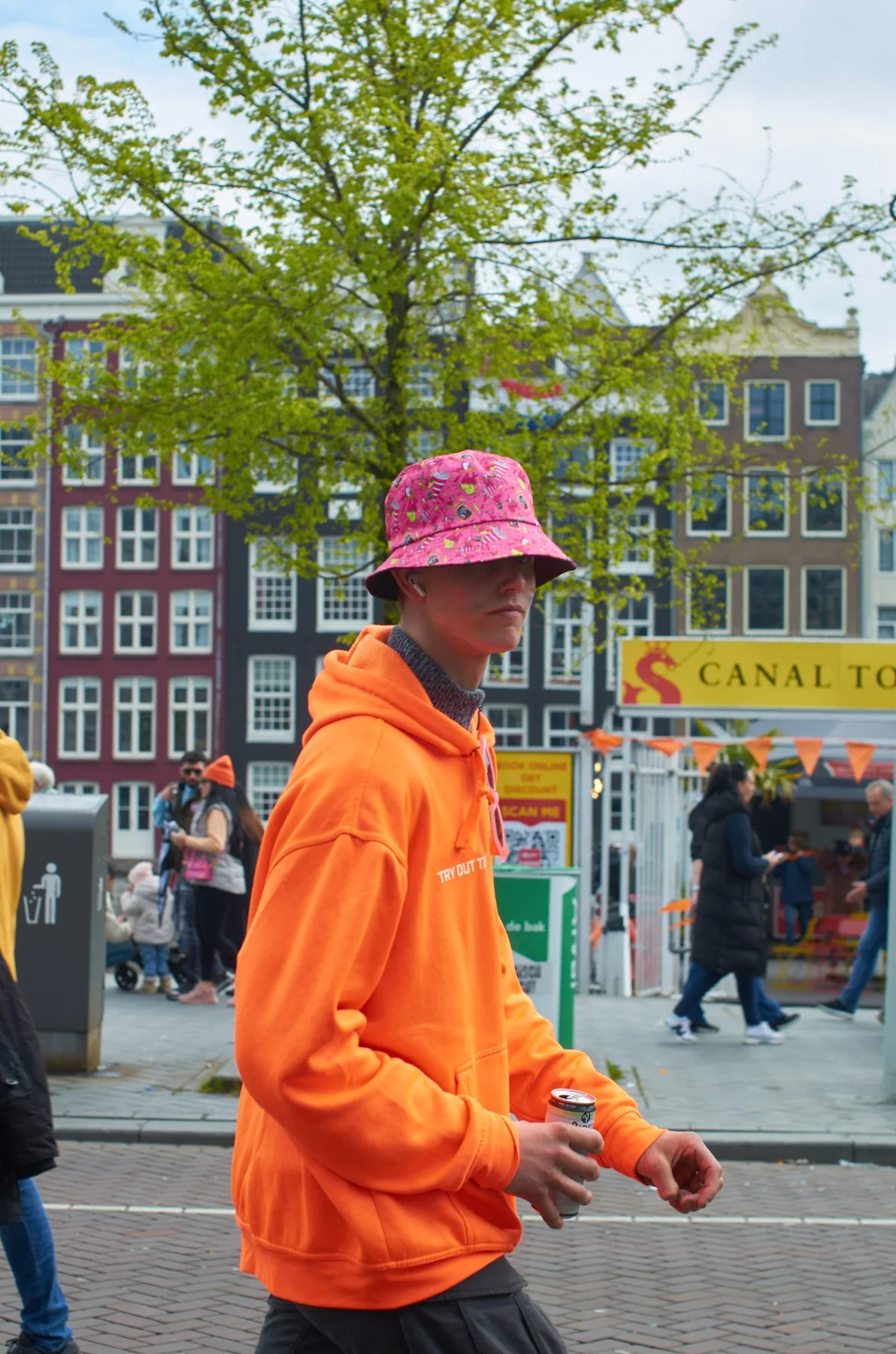 Orange, image 1