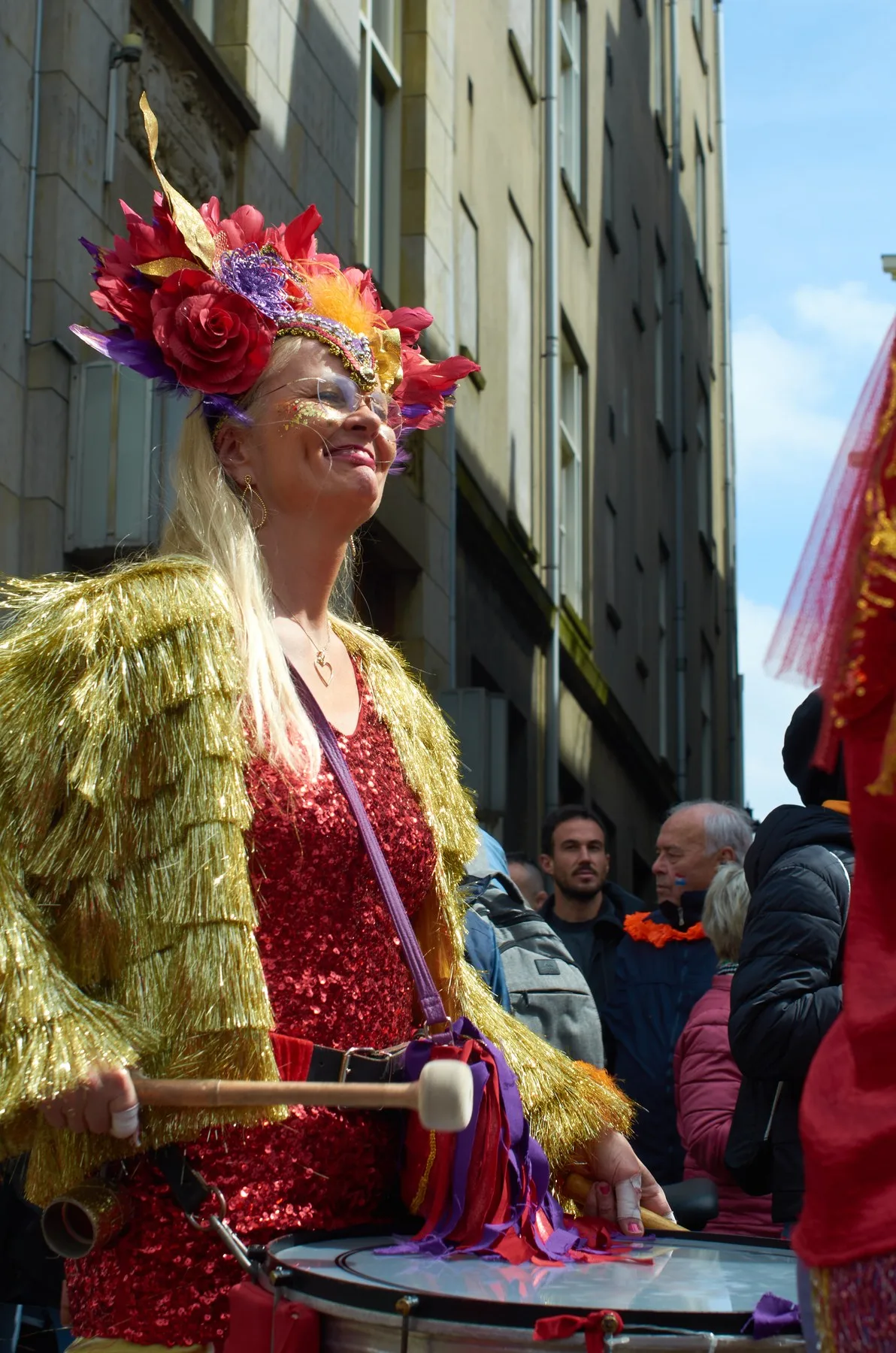 The Long Way to King's Day supporting sequence, frame 2