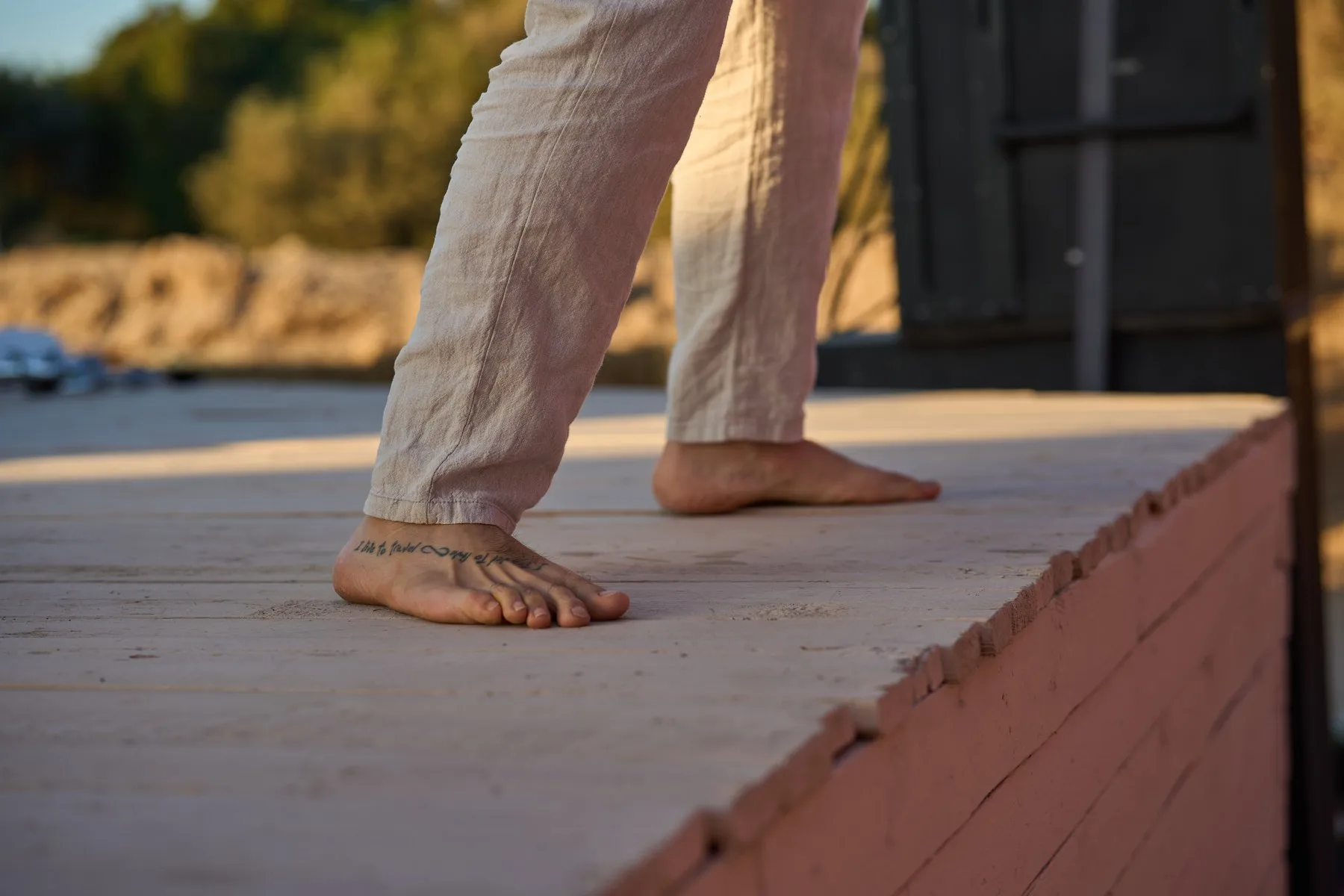 Bodies in the Heat, image 4