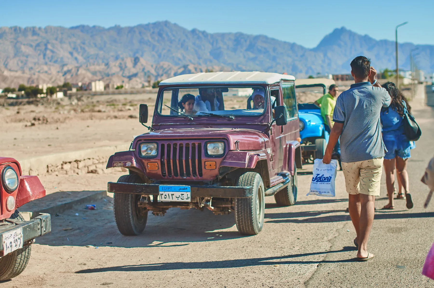 Salt, Wind & Sinai supporting sequence, frame 2